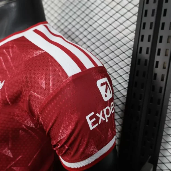 Camiseta local del Liverpool 2026/27